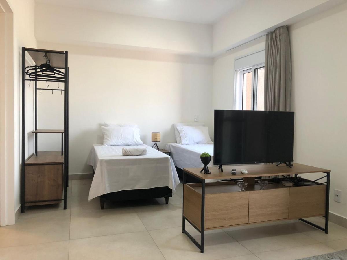 Wi-fi, Split, Estacionamento E Piscina Apartamento *