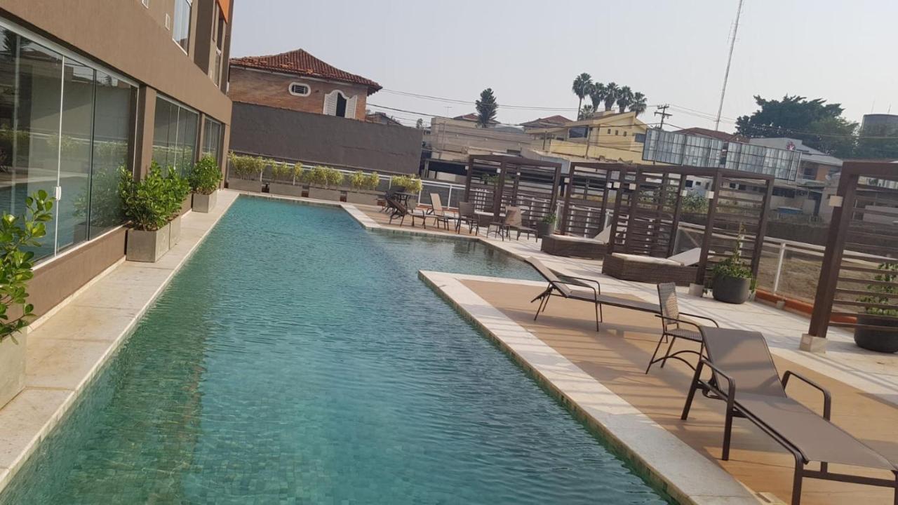 Wi-fi, Split, Estacionamento E Piscina