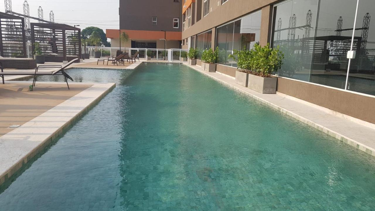 Wi-fi, Split, Estacionamento E Piscina Apartamento